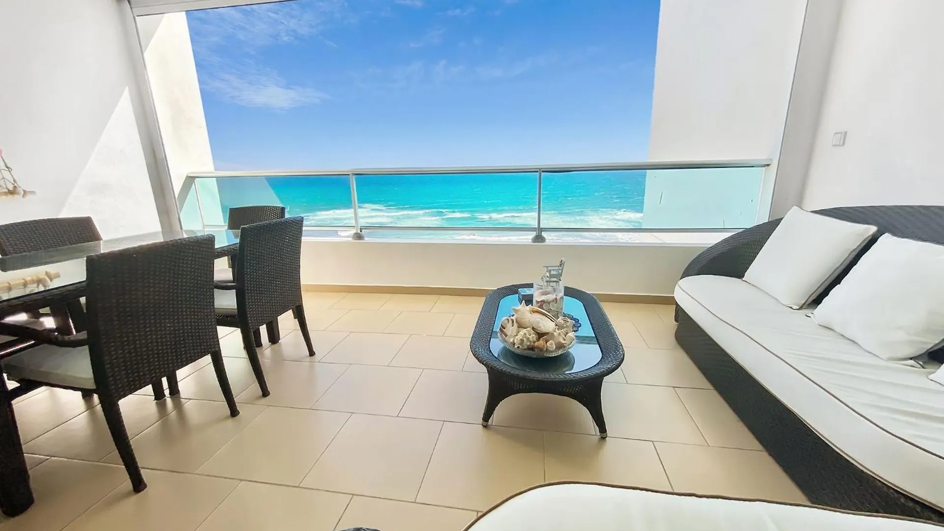 Apartment 703 Marbella 2Bedroom Beachfrom Apt San Pedro de Macoris